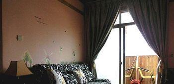 Longtou Cabin Family Hotel - Xiamen Exterior photo